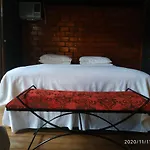 Butterfly Vanazul Guesthouse